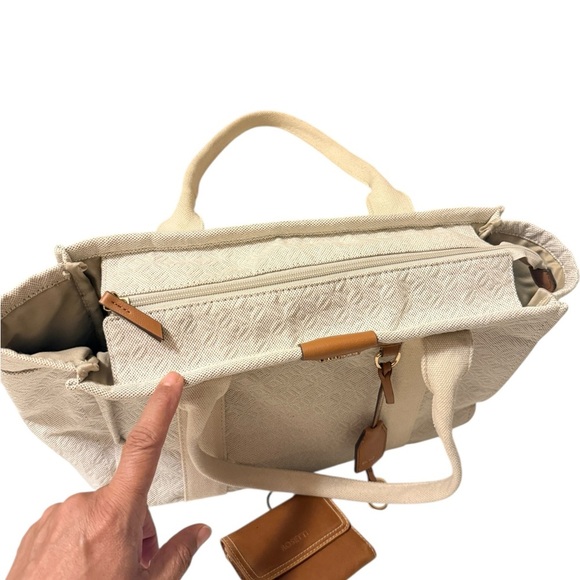 Rosetti Cremini Coffee
Bag Tan Janet Double Large
Satchel Purse Textured Tote - Picture 3 of 16